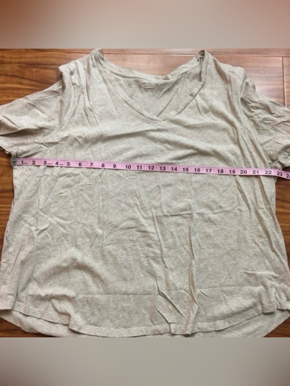 Old Navy Women's Oatmeal V Neck Lightweight T-Shirt Size XXL Casual Minimalist - Picture 12 of 14